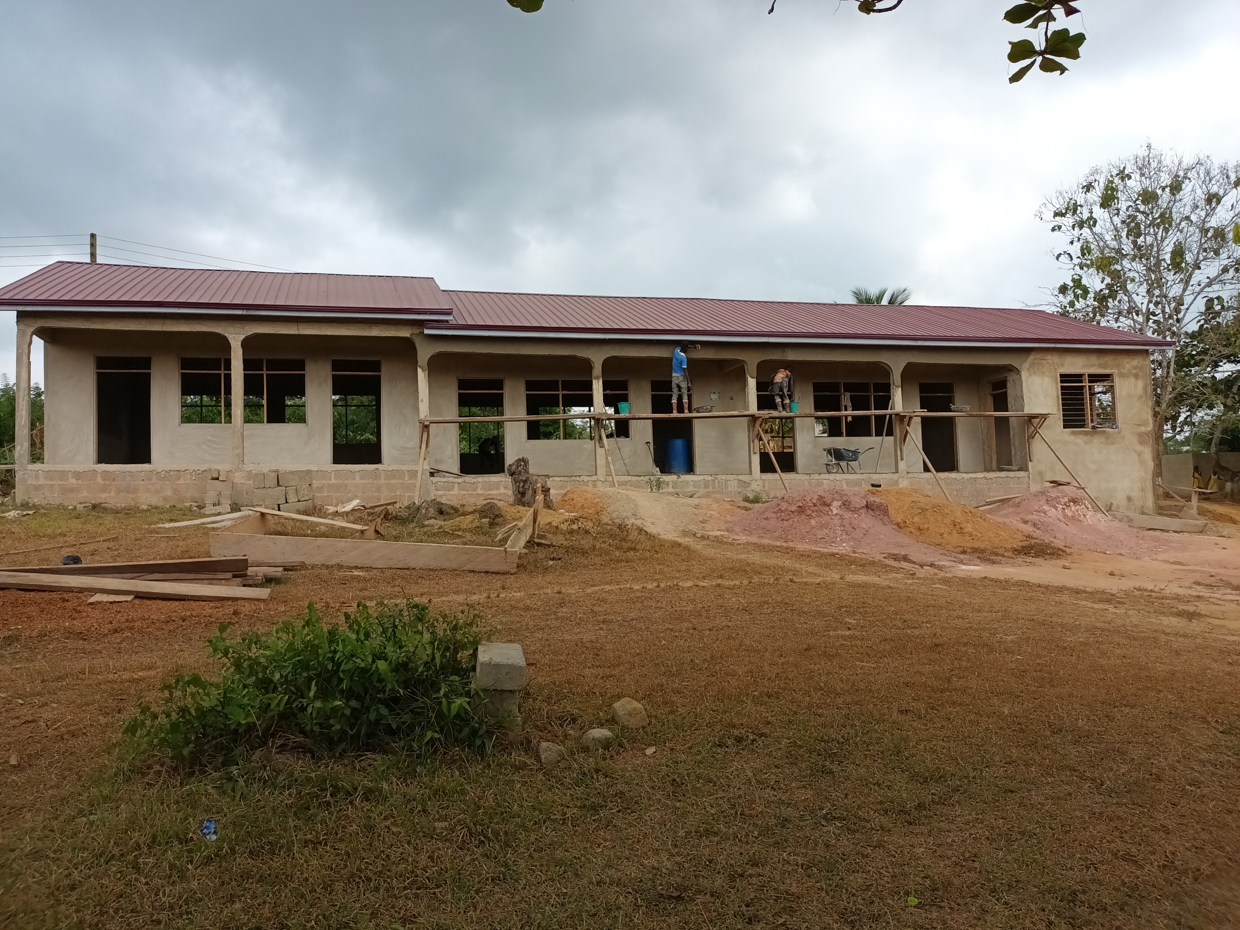 construction of 1 NO. 3 unit classroom block at Sekyere Himan